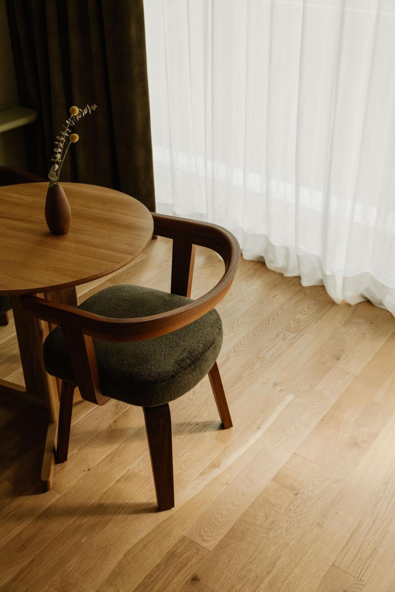 Kleiner Loewe - Stadthotel Bregenz Ngoại thất bức ảnh
