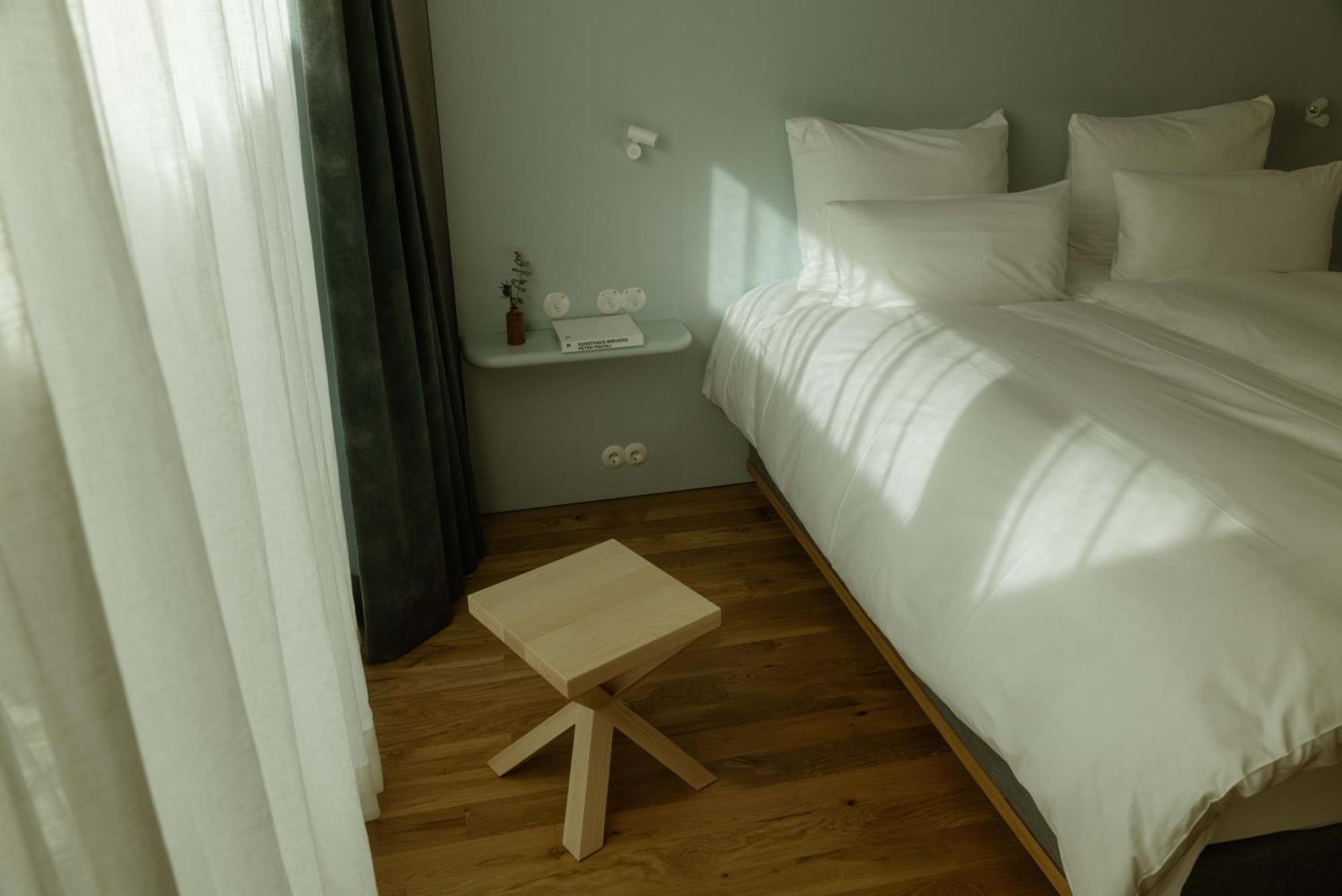 Kleiner Loewe - Stadthotel Bregenz Ngoại thất bức ảnh