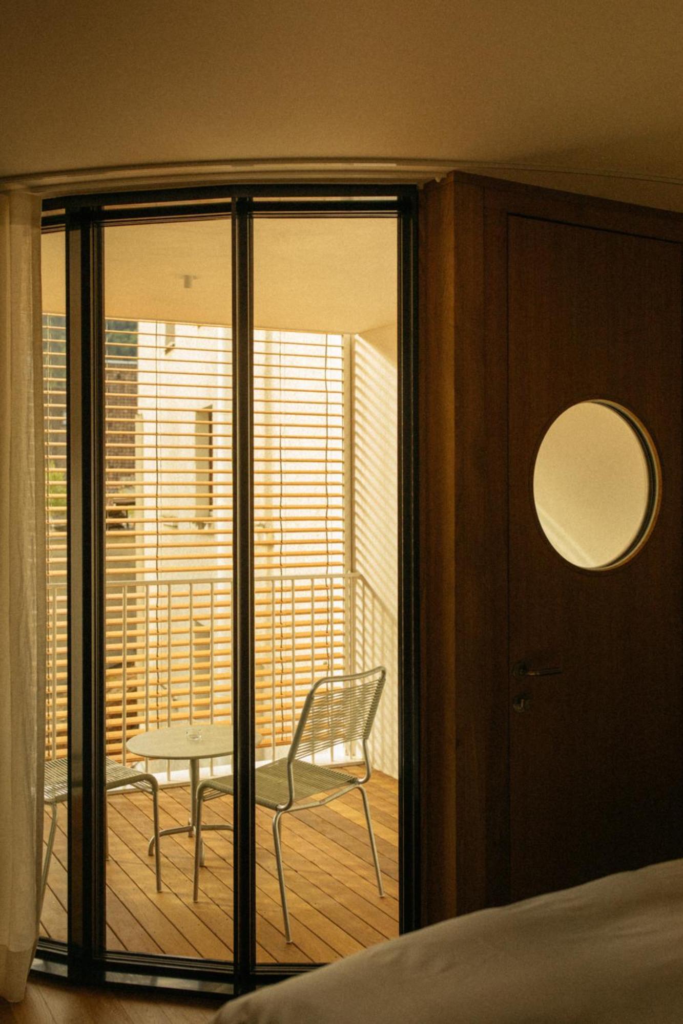 Kleiner Loewe - Stadthotel Bregenz Ngoại thất bức ảnh