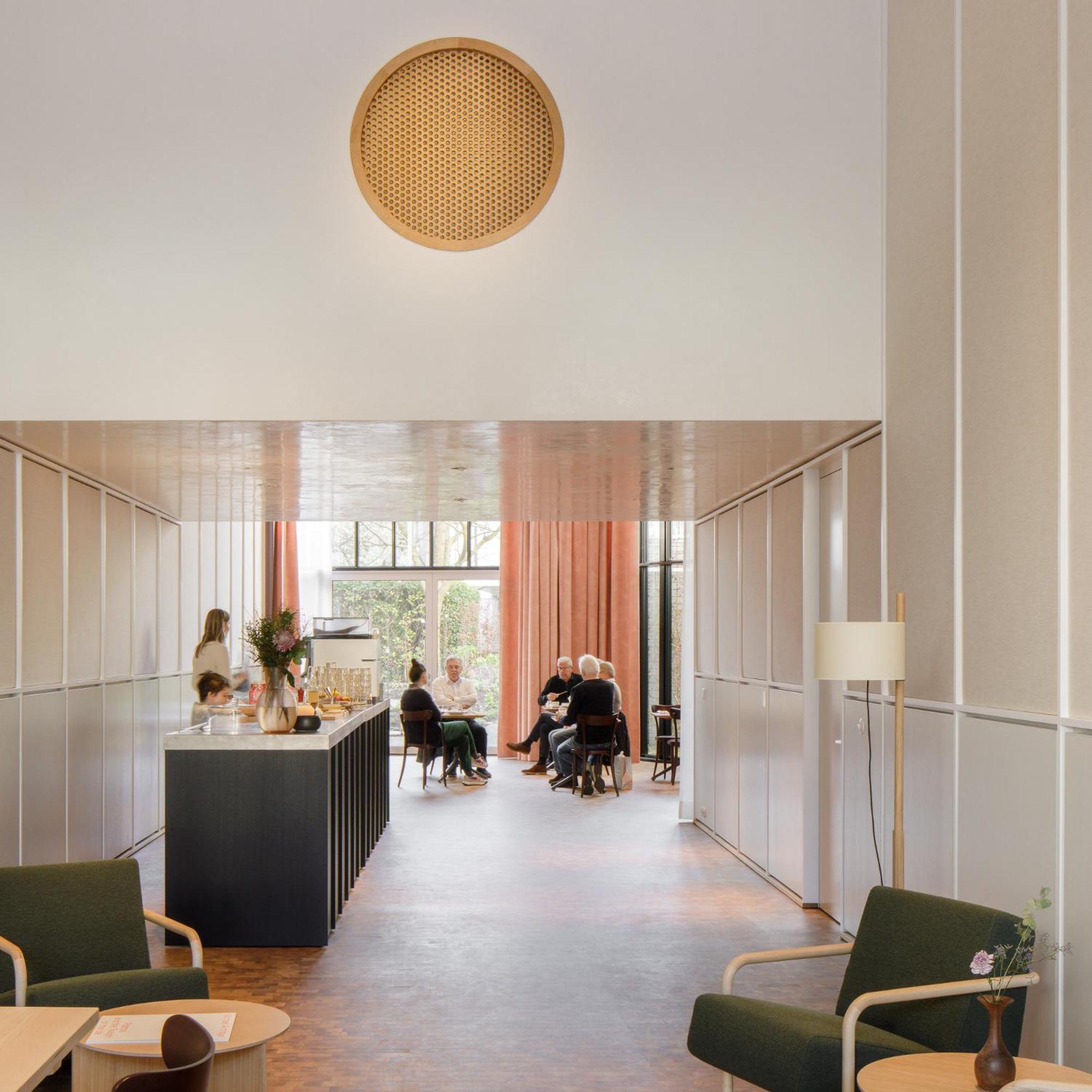 Kleiner Loewe - Stadthotel Bregenz Ngoại thất bức ảnh